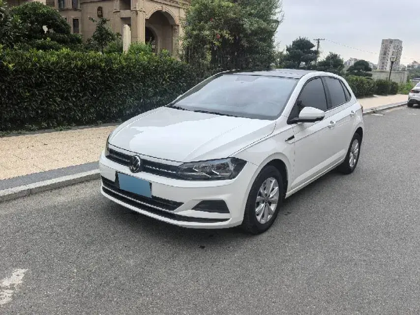 2021 Volkswagen Polo 1.5L 113HP L4 6AT