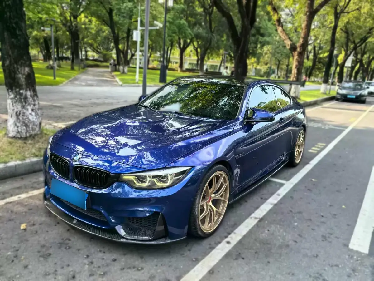 2019 BMW M4 3.0T 431HP L6 7DCT
