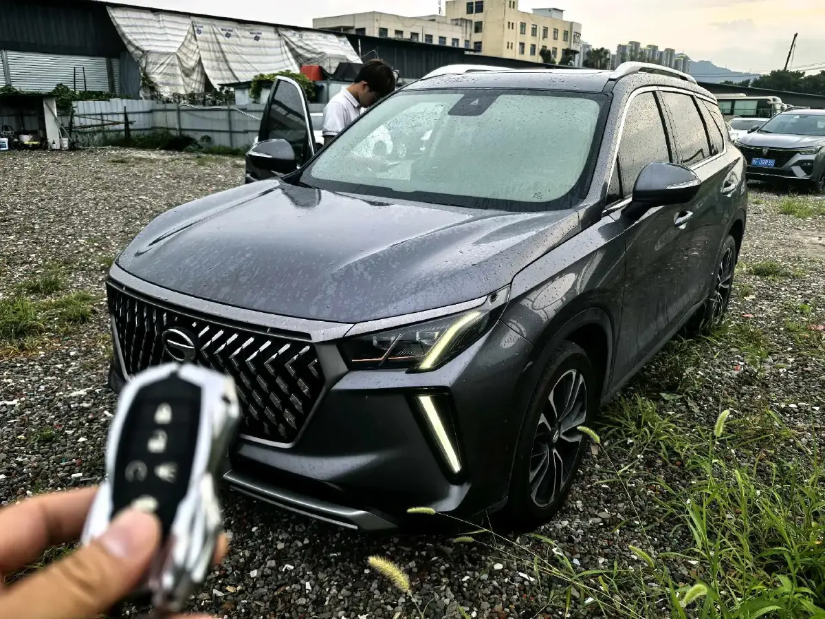 2022 GAC Trumpchi GS4 Plus 2.0T 252HP L4 6AT