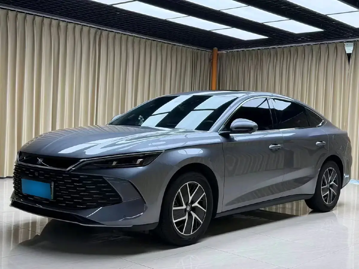 2025 BYD QinL 1.5L 101HP L4 E-CVT PHEV 15.87KWH