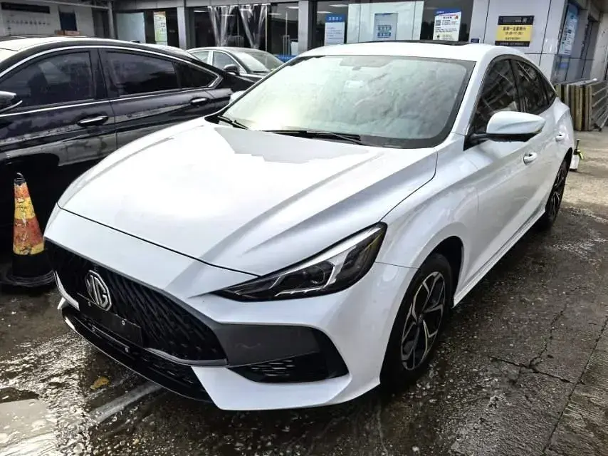 2023 MG 5 1.5L 129HP L4 CVT