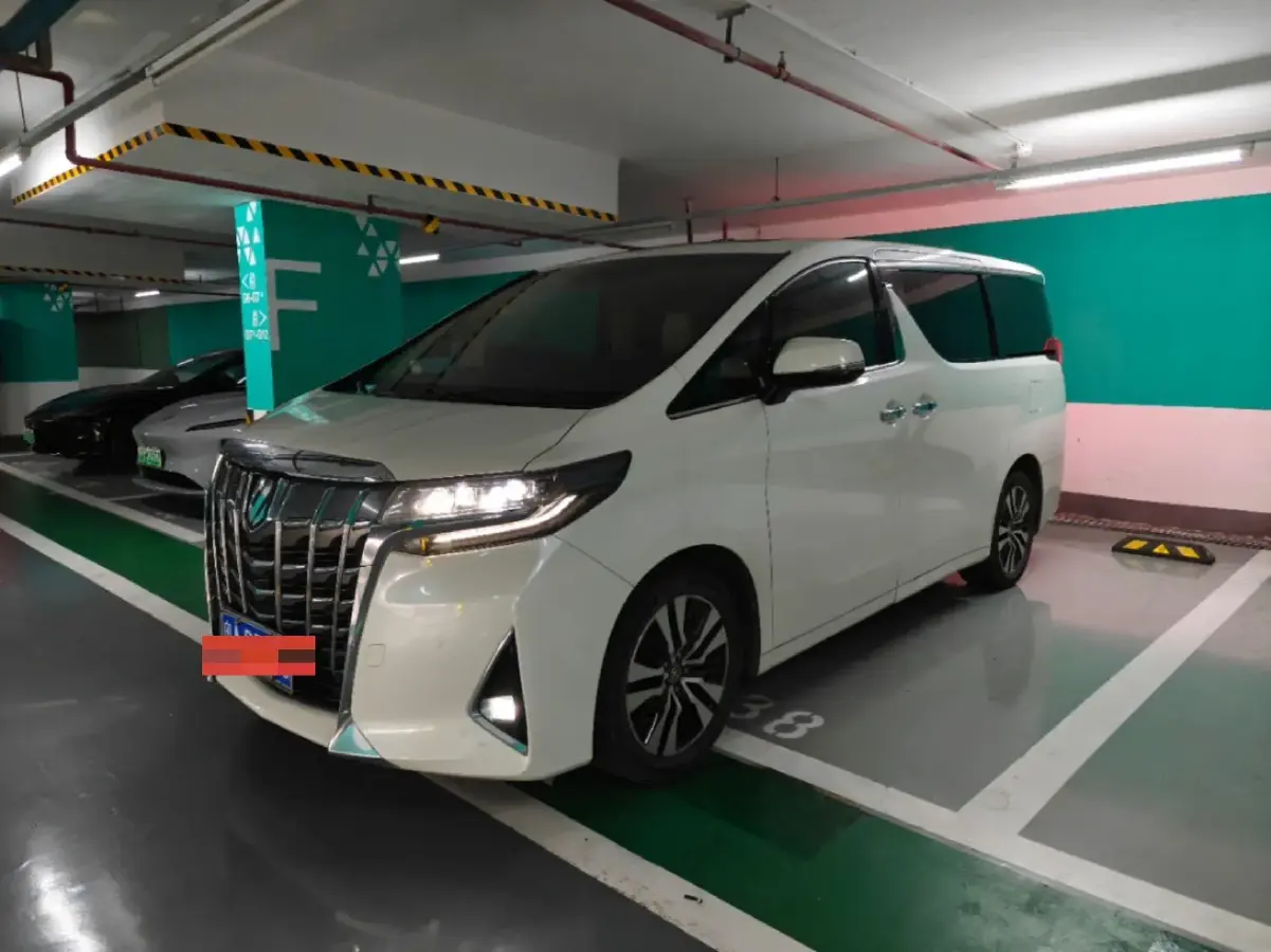 2018 Toyota Alphard 3.5L 301HP V6 8AT
