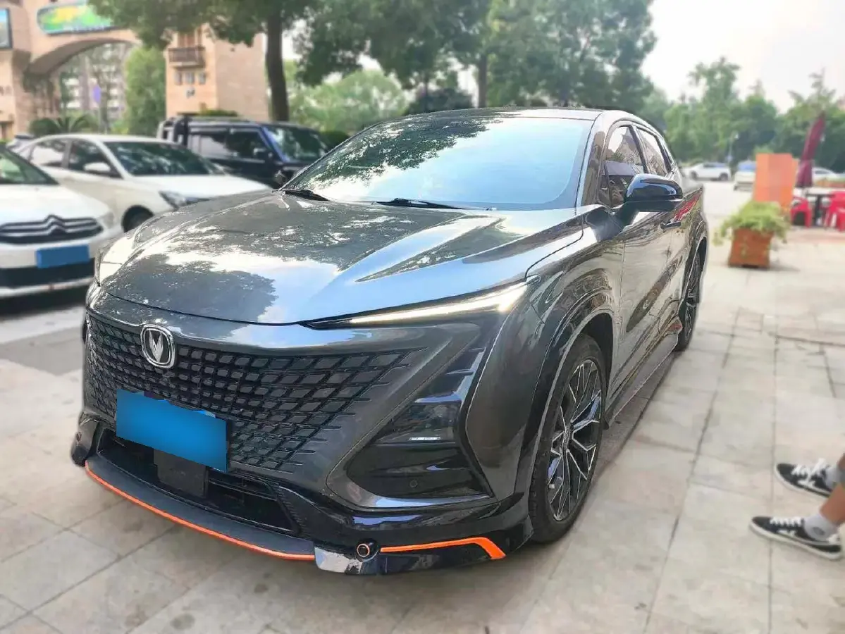 2022 ChangAn UNI-T 1.5T 188HP L4 7DCT