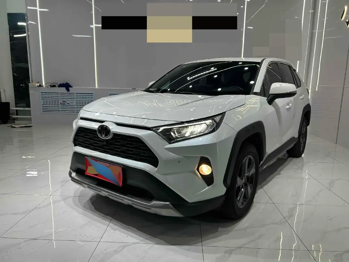 2022 Toyota RAV4 2.0L 171HP L4 CVT