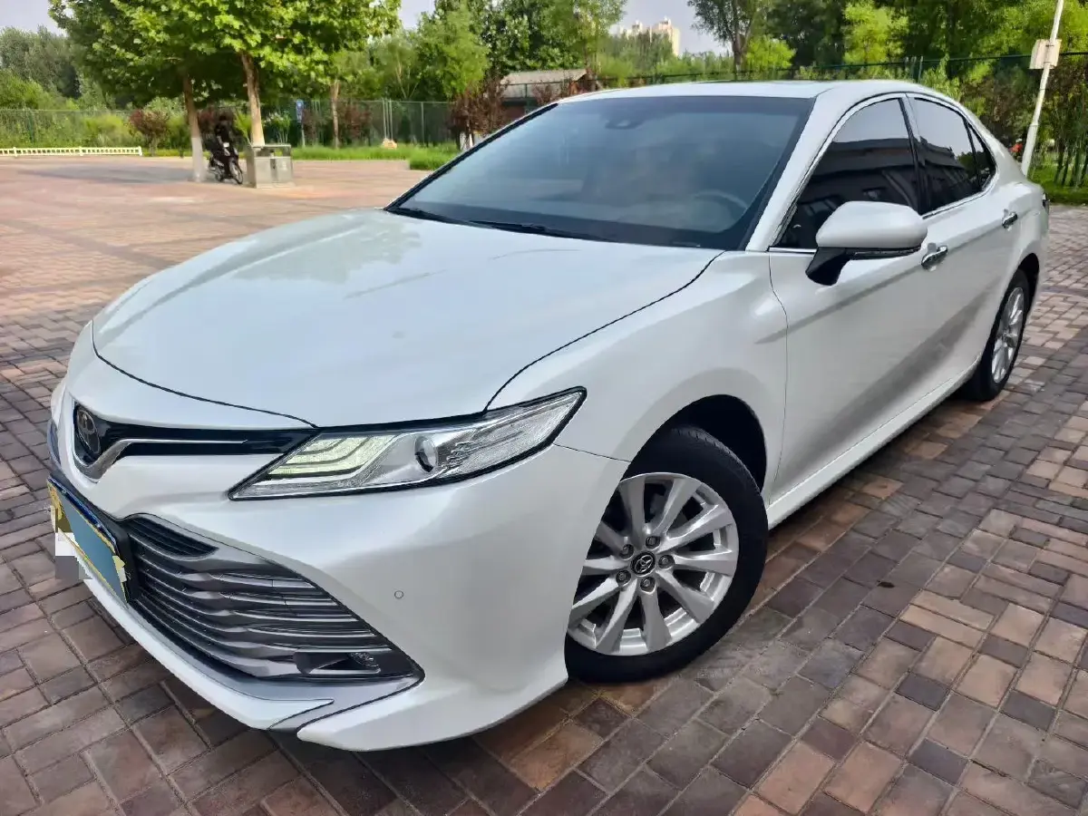 2019 Toyota Camry 2.0L 178HP L4 CVT