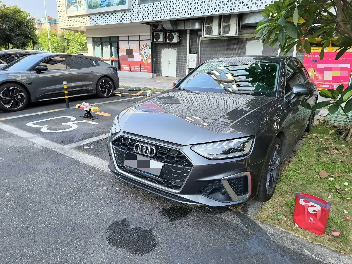 2020 Audi A4L 2.0T 150HP L4 7DCT