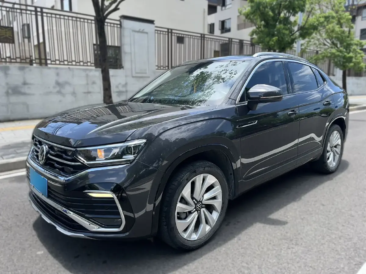 2020 Volkswagen Tayron X 2.0T 186HP L4 7DCT