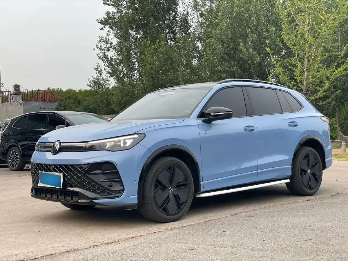 2024 Volkswagen Tiguan L 2.0T 220HP L4 7DCT