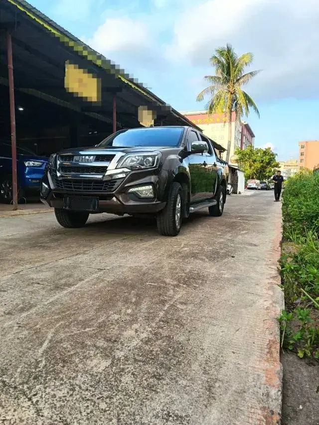 2019 Isuzu Jim 2.5T 129HP L4 6MT