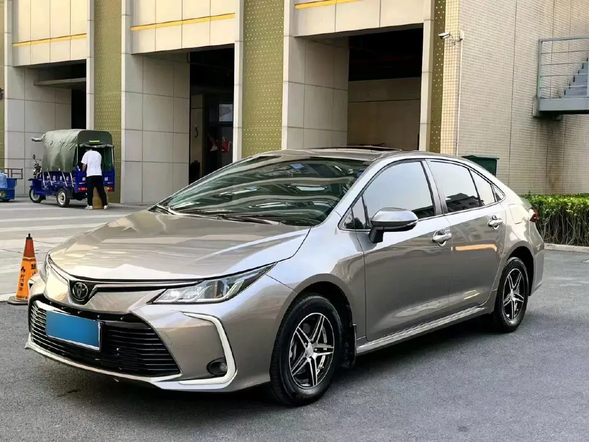 2019 Toyota Corolla 1.2T 116HP L4 CVT
