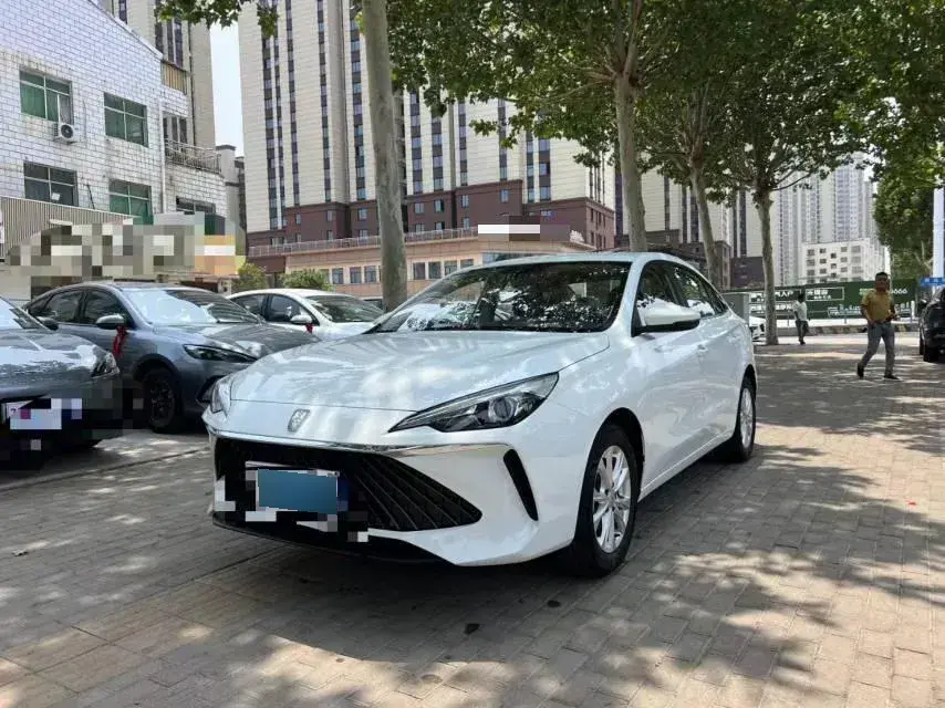 2023 Roewe i5 1.5L 129HP L4 CVT