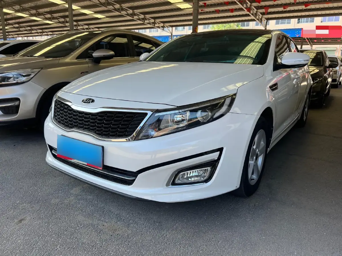2015 Kia K5 2.0L 162HP L4 6AT
