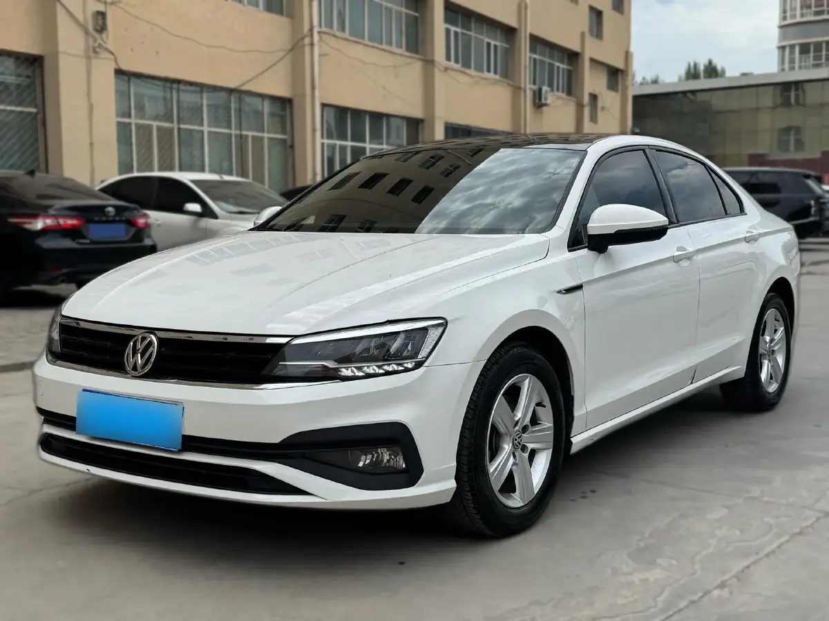 2021 Volkswagen Lamando 1.4T 131HP L4 7DCT