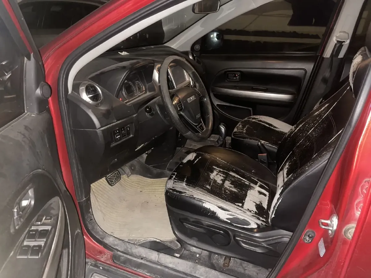 2017 Haval H1 1.5L 106HP L4 5MT,autocango,china used car exporter,china ev exporter,chinese used car exporter,chinese used ev exporter