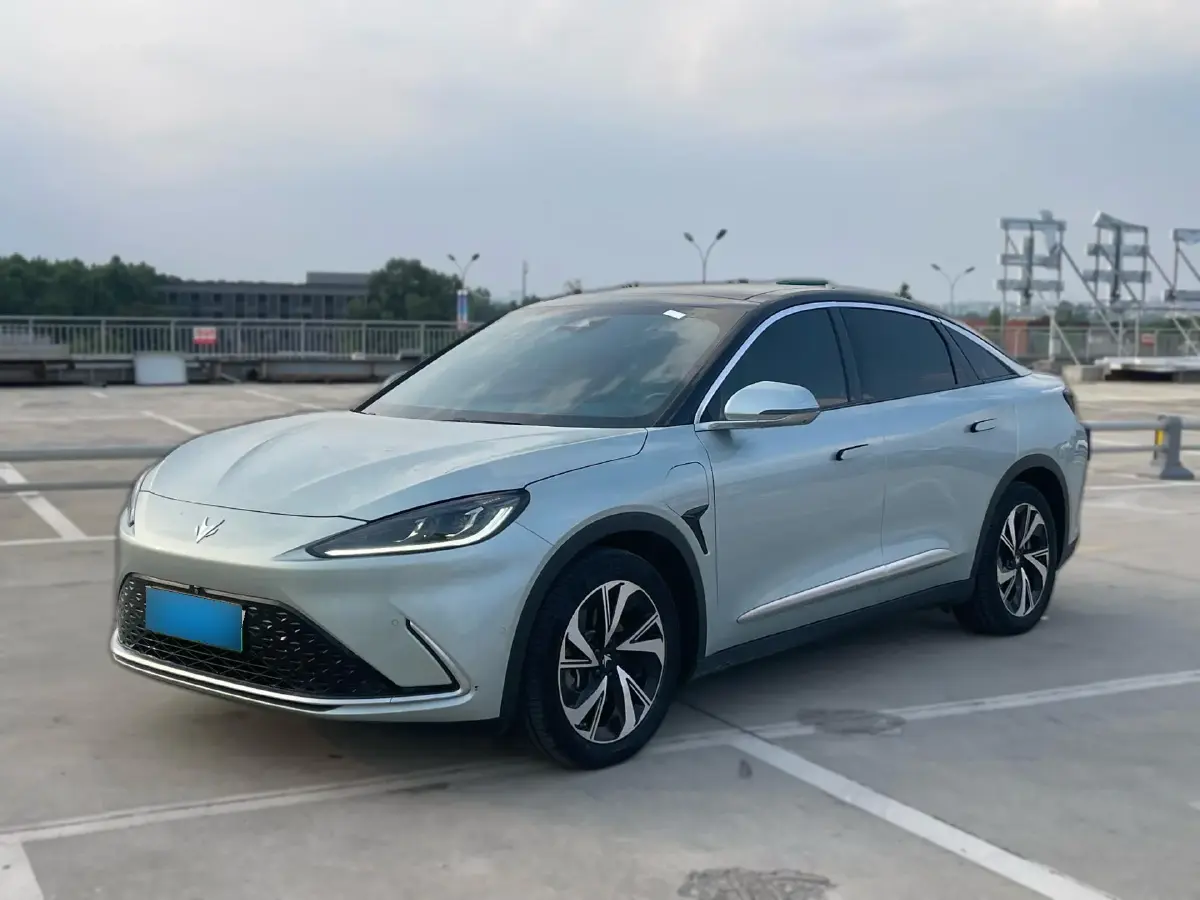 2022 ARCFOX αS BEV 93.6KWH