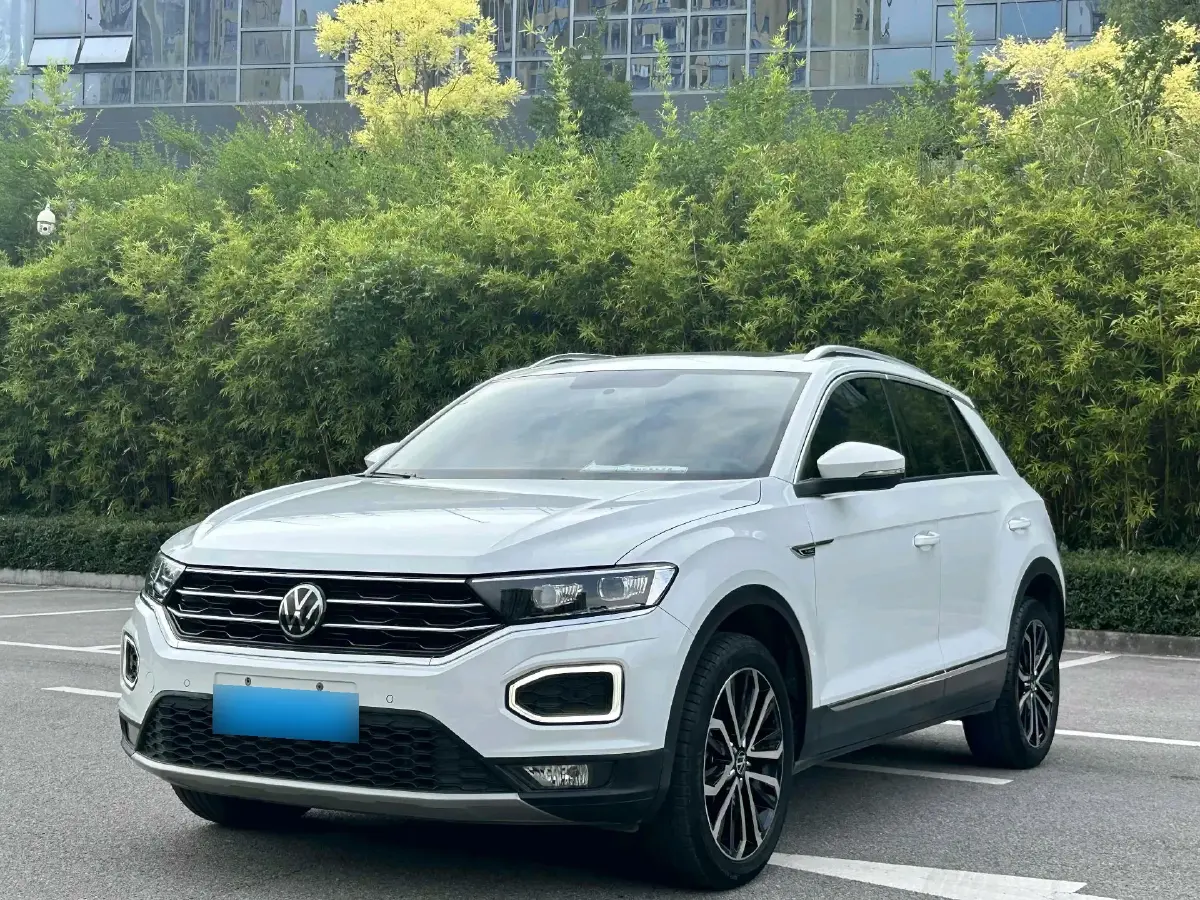 2022 Volkswagen T-Roc 1.4T 150HP L4 7DCT