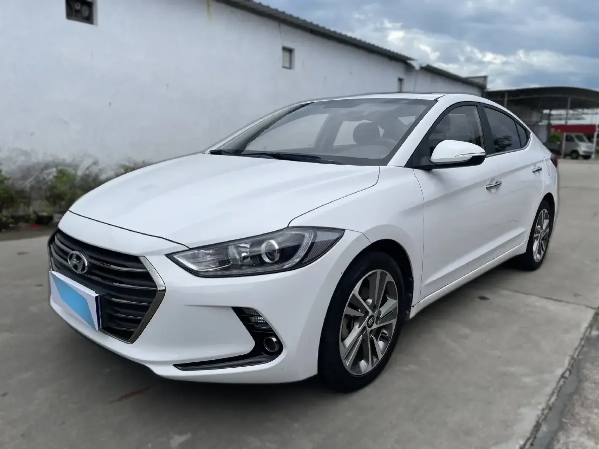 2016 Hyundai Elantra 1.6L 130HP L4 6AT