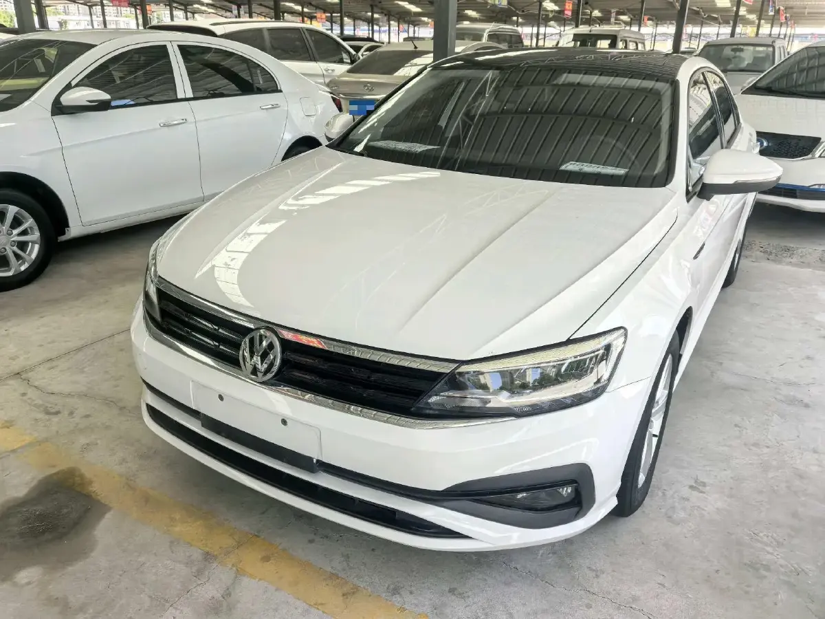 2021 Volkswagen Lamando 1.4T 131HP L4 7DCT