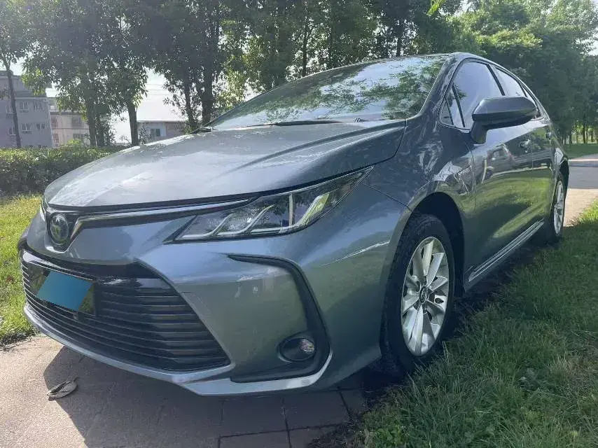 2021 Toyota Corolla 1.8L 98HP L4 E-CVT Hybrid