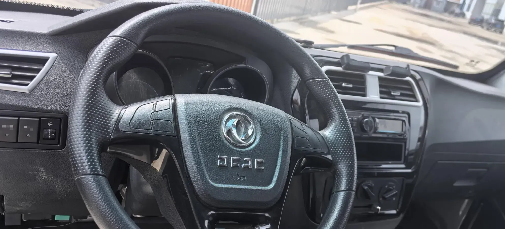 2019 DongFeng Fengon Fengon E3 BEV 52.56KWH,autocango,china used car exporter,china ev exporter,chinese used car exporter,chinese used ev exporter