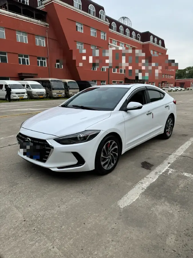 2020 Hyundai Elantra 1.5L 115HP L4 CVT