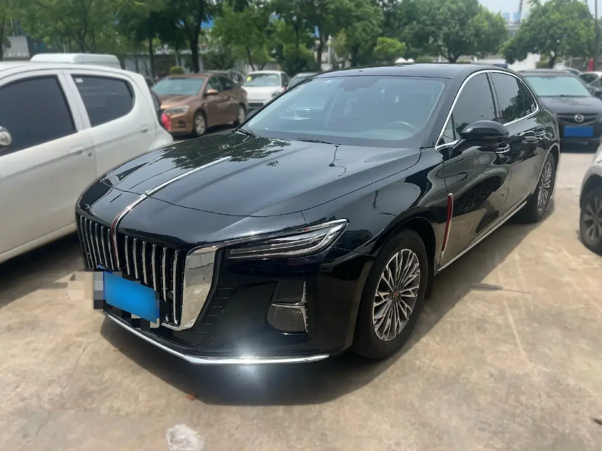 2023 HongQi H5 2.0T 224HP L4 8AT 2023 HongQi H5 2.0T 224HP L4 8AT