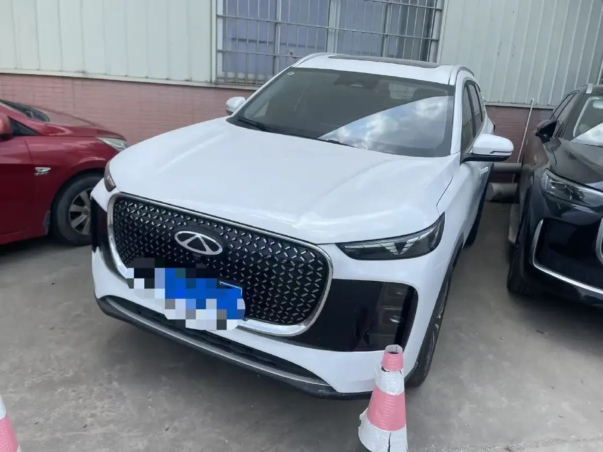 2025 Chery Tiggo 8 Plus 1.6T 197HP L4 7DCT