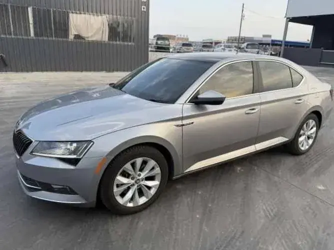 2018 Skoda Superb 1.8T 180HP L4 7DCT