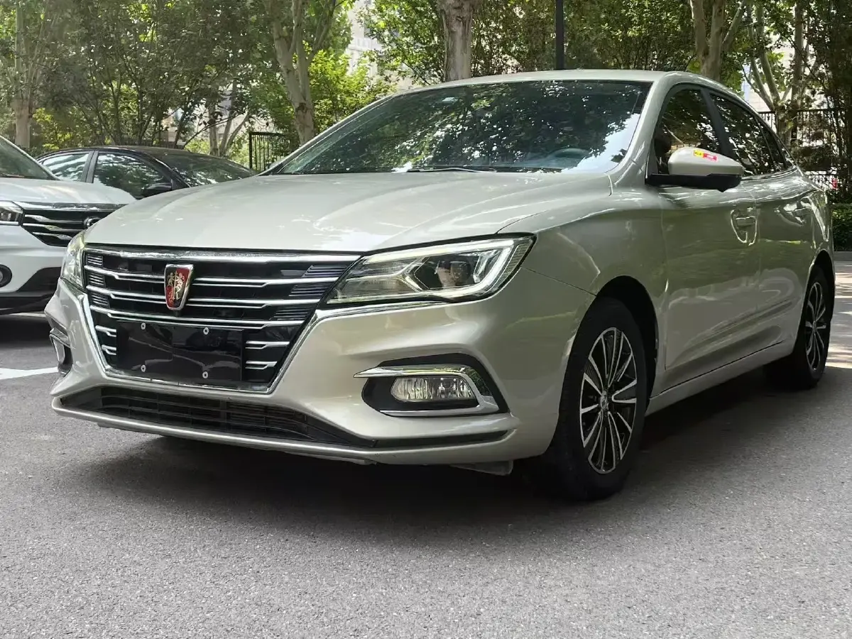 2020 Roewe i5 1.5L 120HP L4 CVT