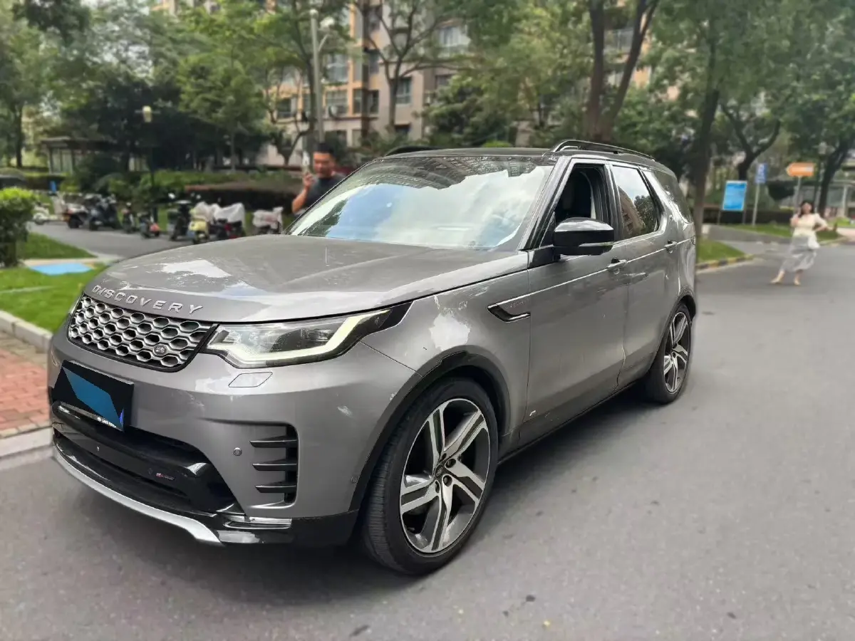 2023 Land Rover Discovery 3.0T 360HP L6 8AT