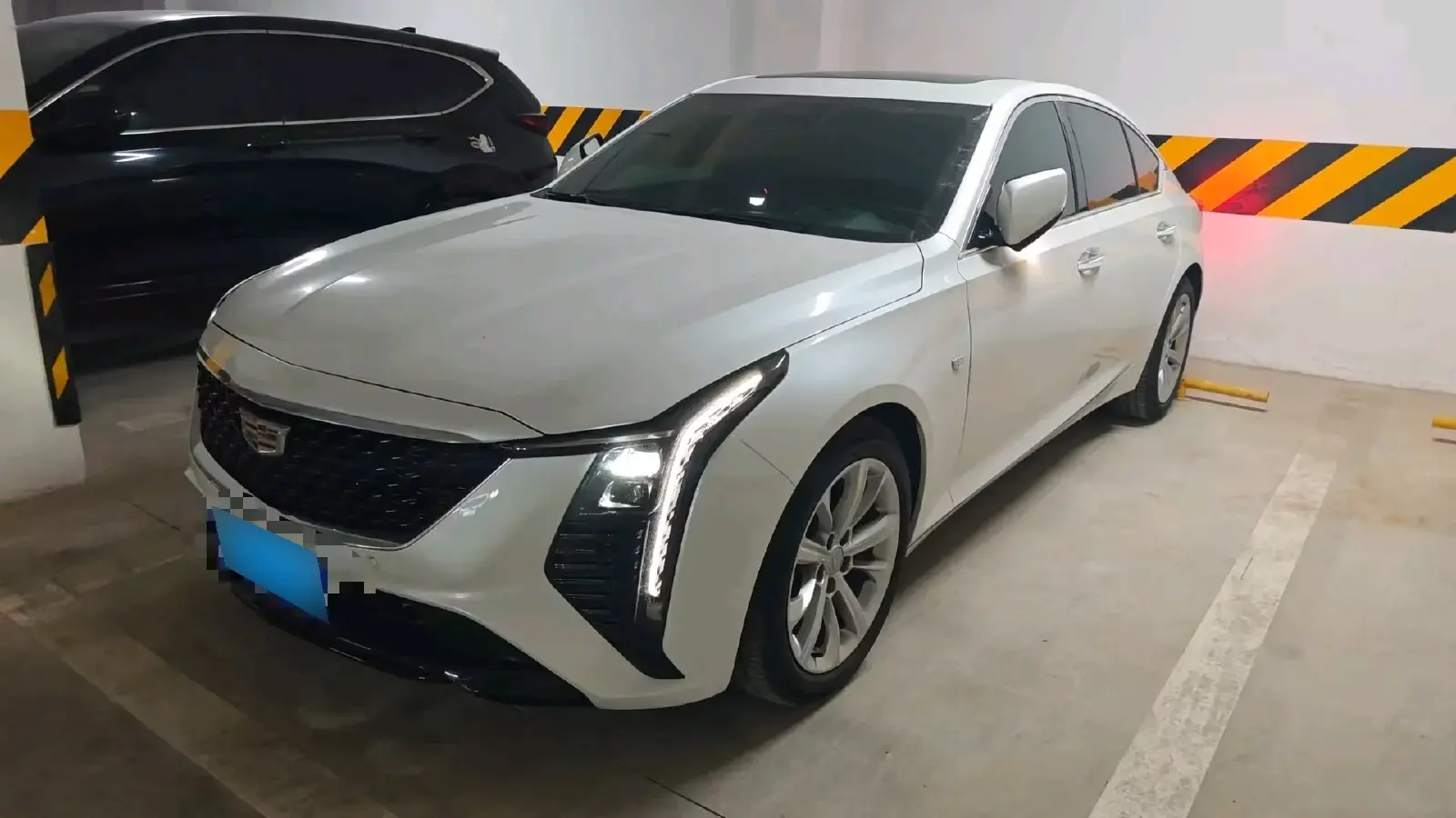 2024 Cadillac CT5 2.0T 237HP L4 10AT