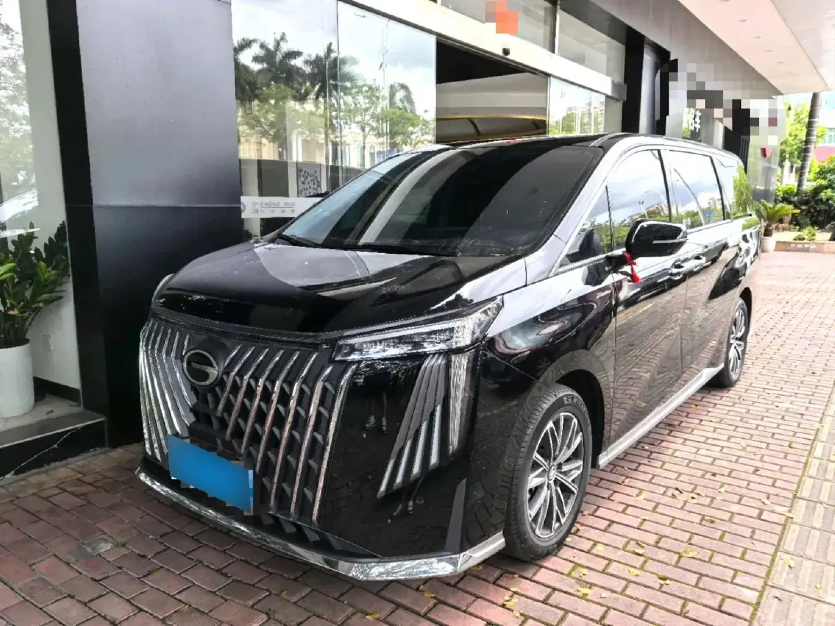 2023 GAC Trumpchi M8 2.0T 252HP L4 8AT