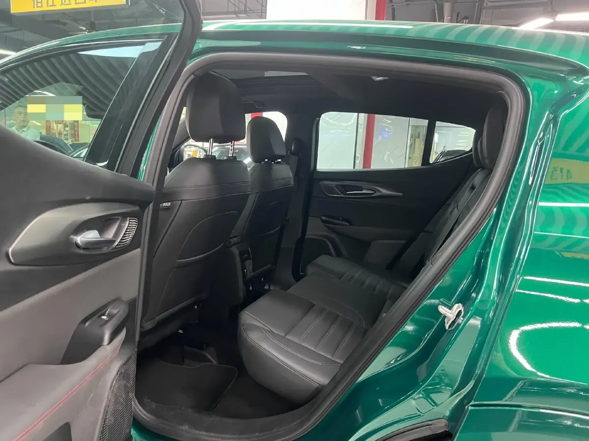 2024 Alfa Romeo Tonale 2.0T 268HP L4 9AT,autocango,china used car exporter,china ev exporter,chinese used car exporter,chinese used ev exporter