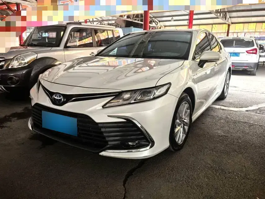 2023 Toyota Camry 2.5L 178HP L4 E-CVT Hybrid