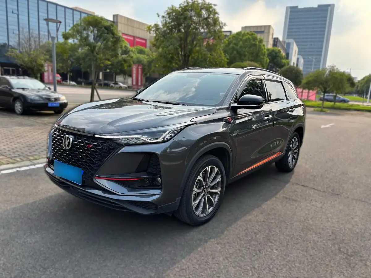 2021 ChangAn CS75 Plus 2.0T 233HP L4 8AT