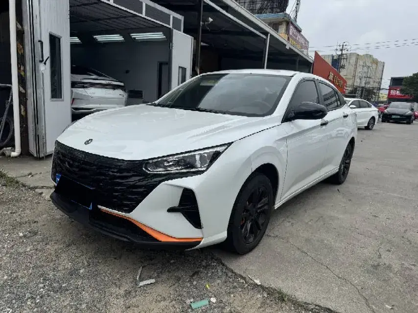 2023 DongFeng Aeolus YiXuan 1.5L 125HP L4 6DCT