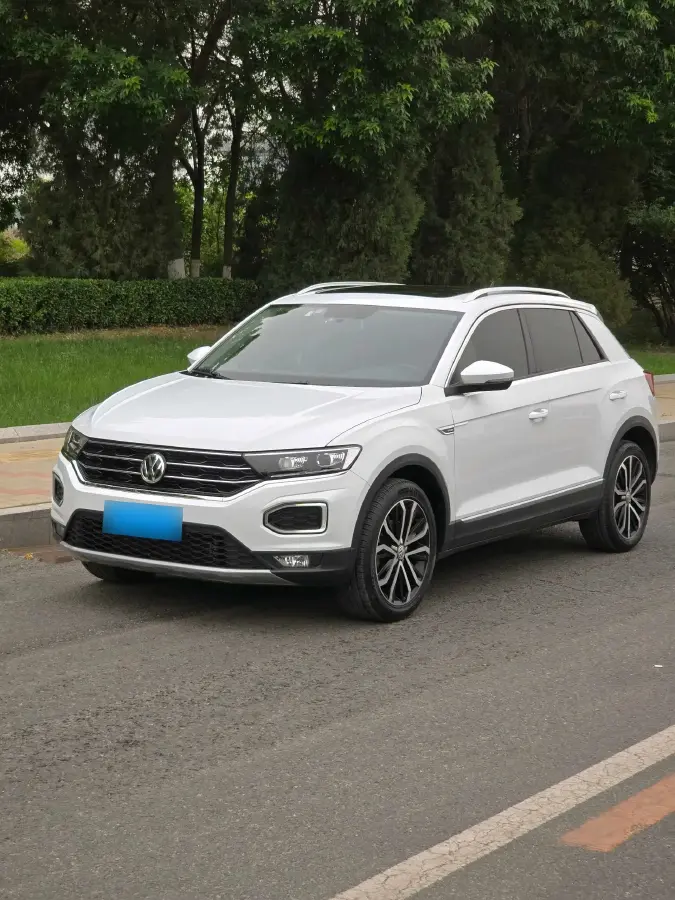2019 Volkswagen T-Roc 1.4T 150HP L4 7DCT