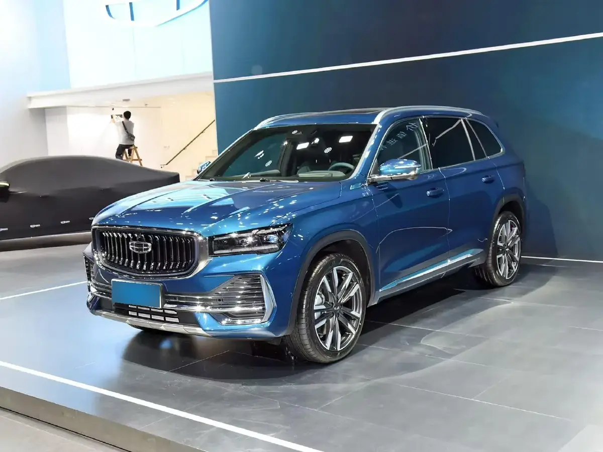 2021 Geely Monjaro 2.0T 238HP L4 8AT