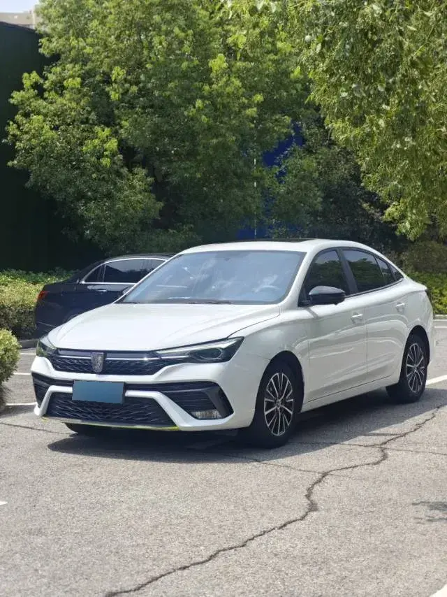 2021 Roewe i5 1.5L 120HP L4 CVT