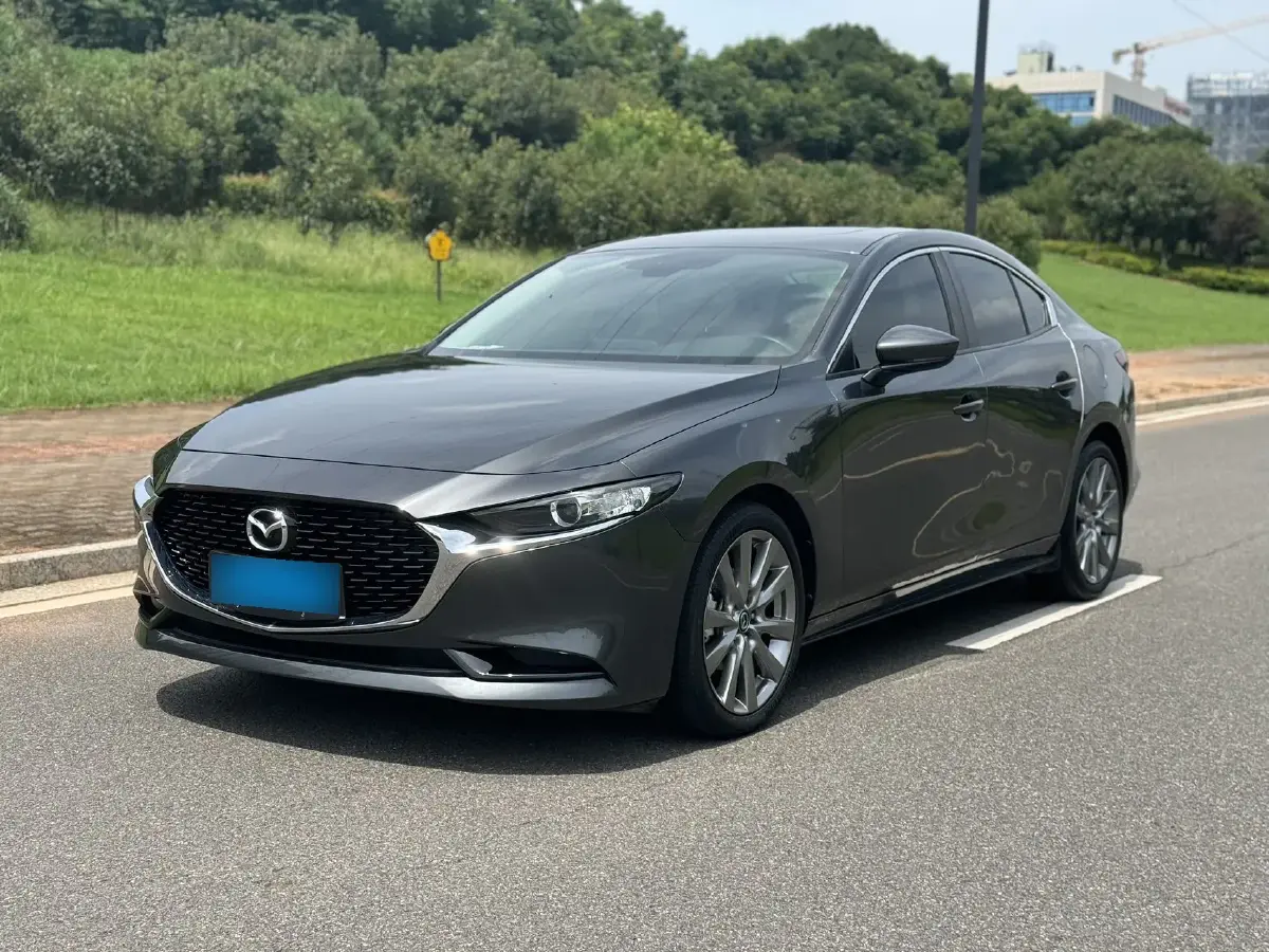 2021 Mazda 3 Axela 2.0L 158HP L4 6AT