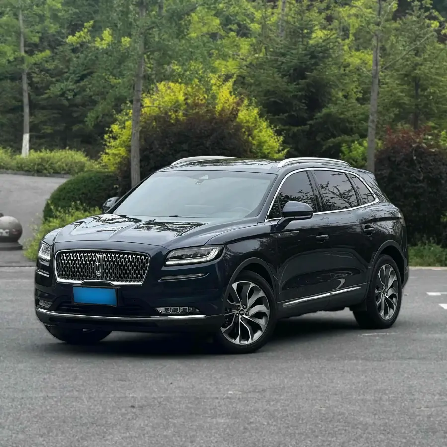 2021 Lincoln Nautilus 2.0T 245HP L4 8AT