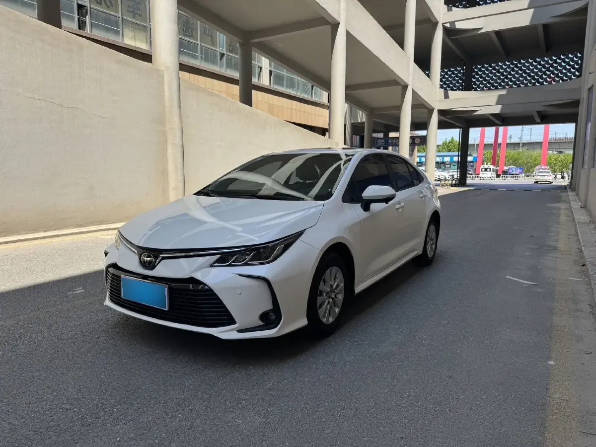 2021 Toyota Corolla 1.2T 116HP L4 CVT