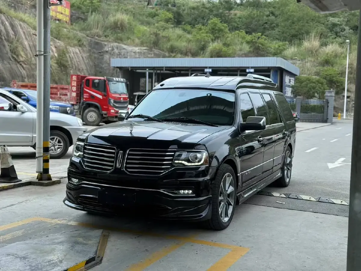 2017 Lincoln Navigator 3.5T 355HP V6 6AT