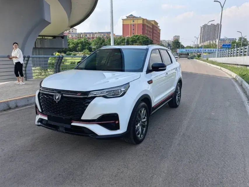 2021 ChangAn CS55 Plus 1.5T 180HP L4 6MT