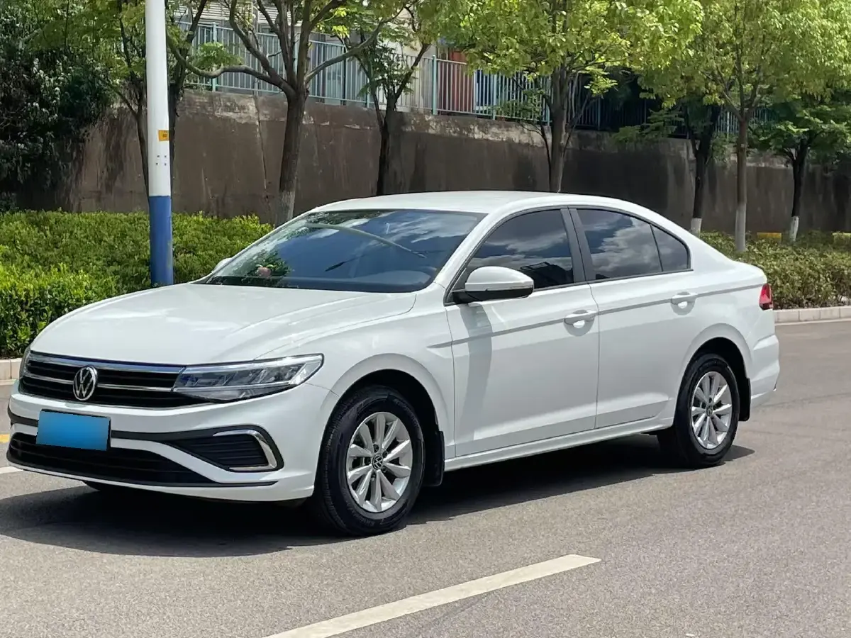 2023 Volkswagen Bora 1.2T 116HP L4 5MT