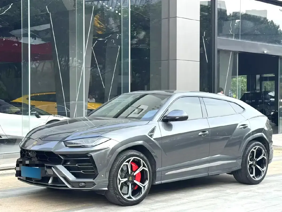 2018 Lamborghini Urus 4.0T 650HP V8 8AT