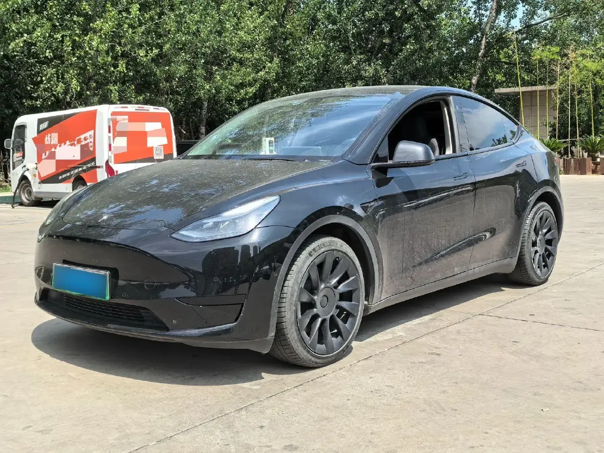 2022 Tesla Model Y BEV 60KWH