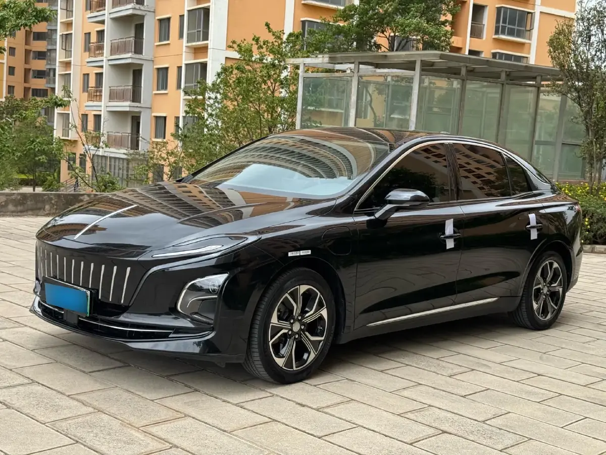 2023 HongQi E-QM5 BEV 54KWH