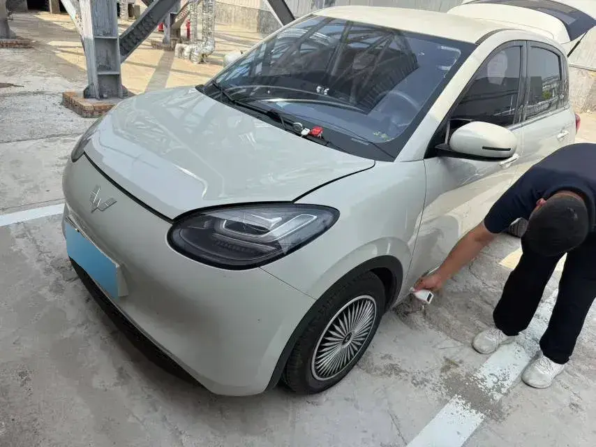 2023 WuLing BinGuo BEV 17.3KWH