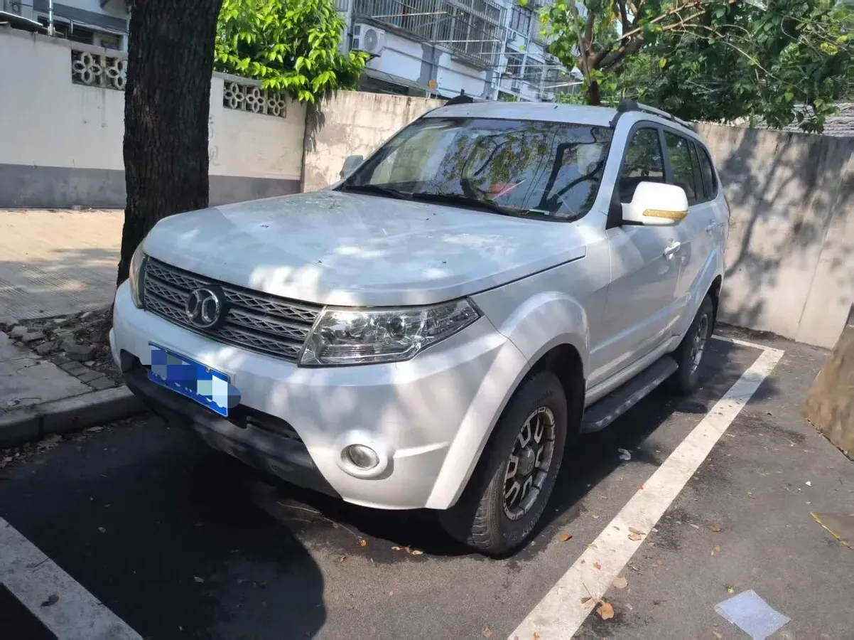 2015 BAW BeiJing BW007 2.0T 190HP L4 6MT,autocango,china used car exporter,china ev exporter,chinese used car exporter,chinese used ev exporter